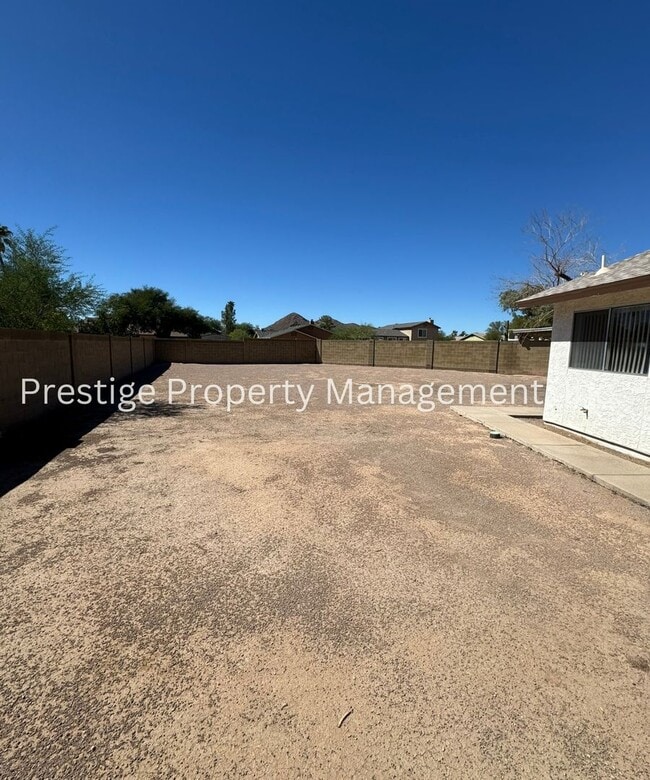 Building Photo - 3093 W Placita De La Roseta
