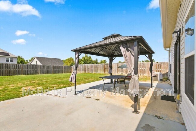 Building Photo - 6013 Settlement Ct