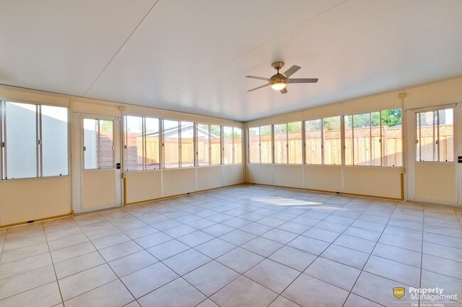 Building Photo - Stylish San Jose Home and Private Yard