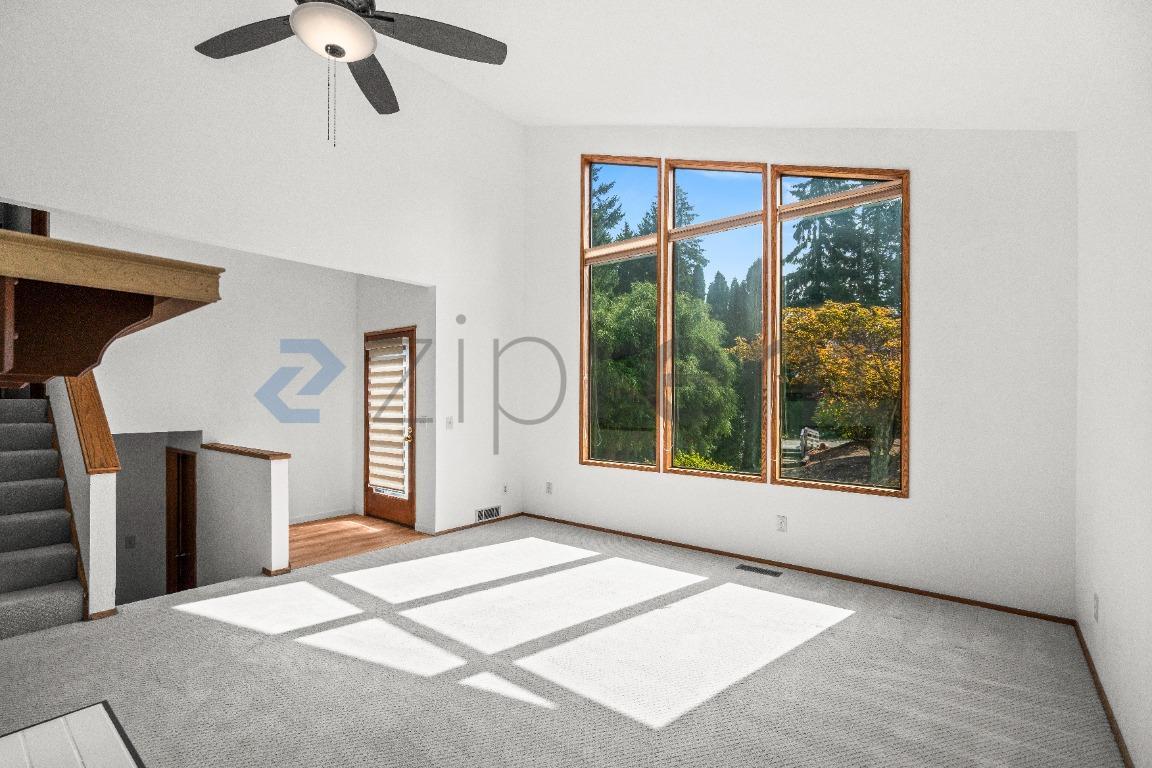 Building Photo - Unit