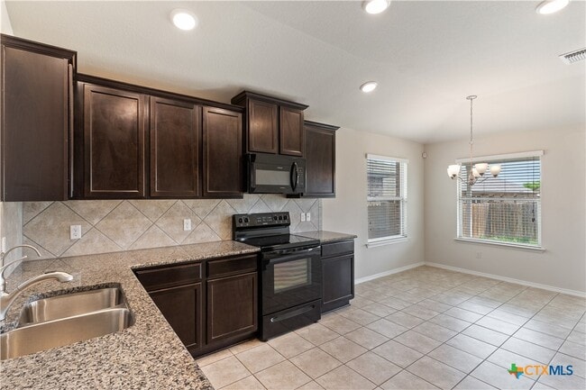 Building Photo - 6313 Dorothy Muree Dr