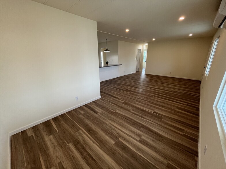Dining Room - 73210 Broadmoor Dr