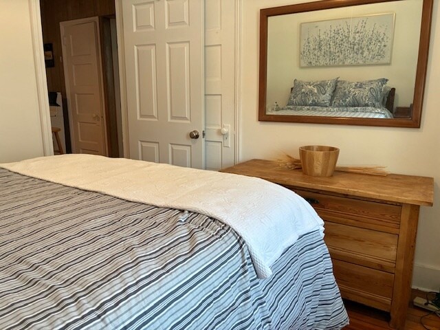 Bedroom blue - 816 Mill Plain Rd