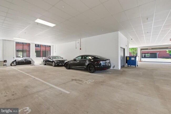 Building Photo - 100 St Ives Pl