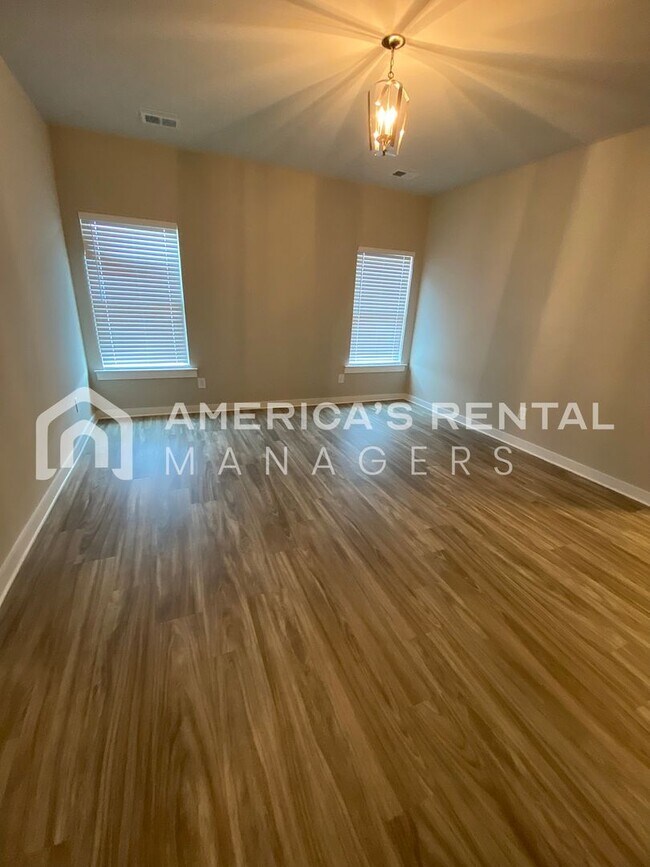 Building Photo - DEPOSIT PENDING! Home for Rent in Jasper, AL... Available to View!!!