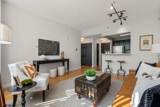 Building Photo - 169 Monsignor O'Brien Hwy