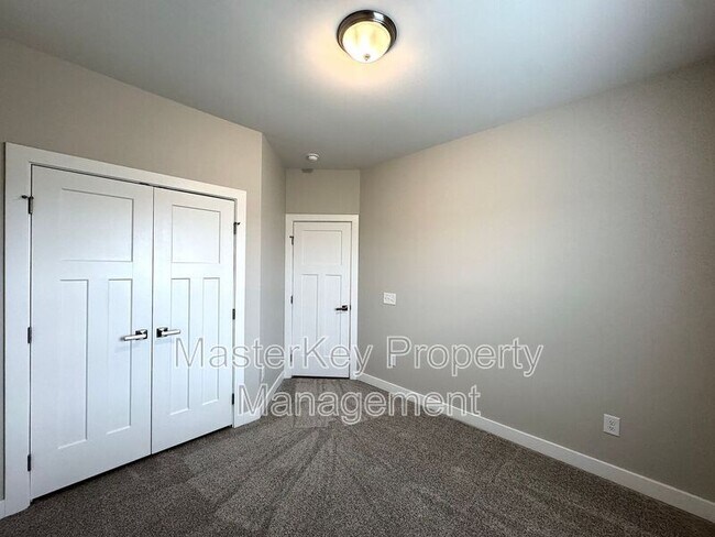 Building Photo - 1105 Tender Dr
