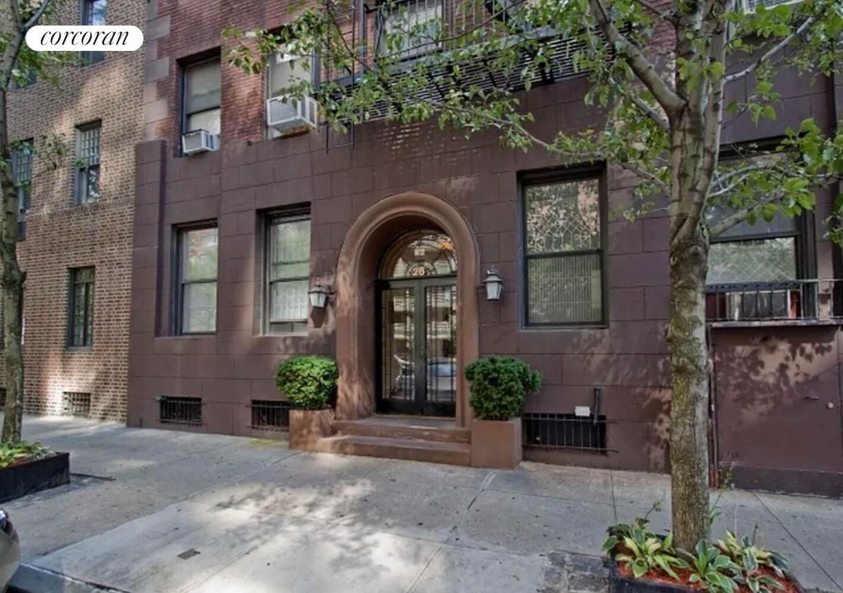 Building Photo - 26 W 97th St
