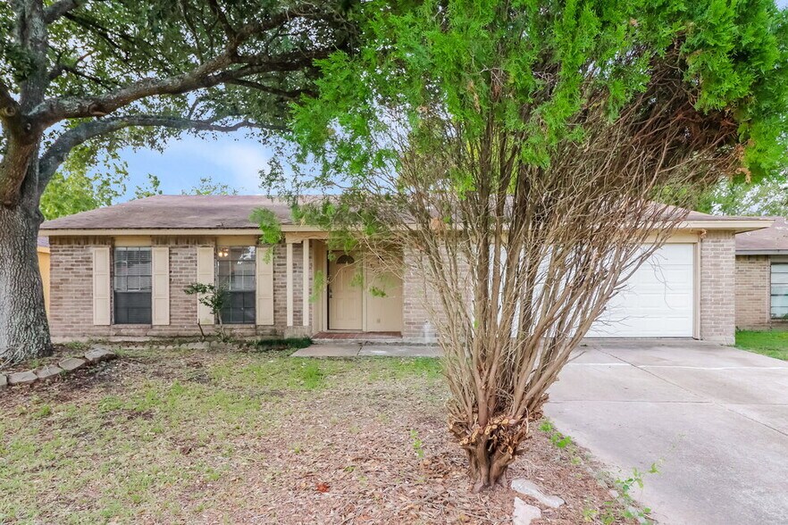 Primary Photo - 15619 Loma Verde Dr