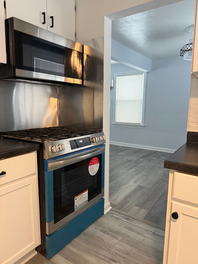 Building Photo - 19807 Wickfield Ave