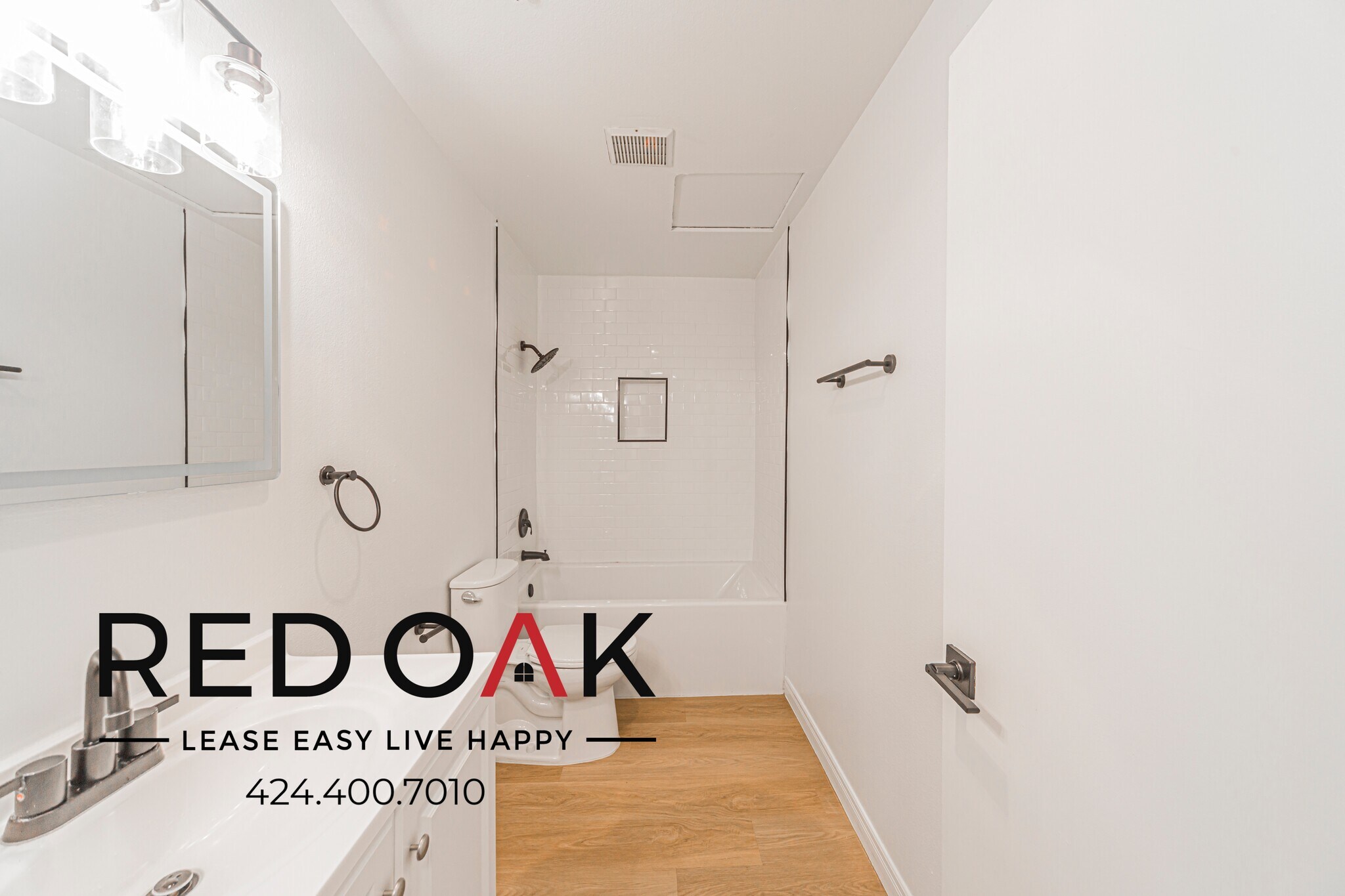 Building Photo - 13910 Sayre St