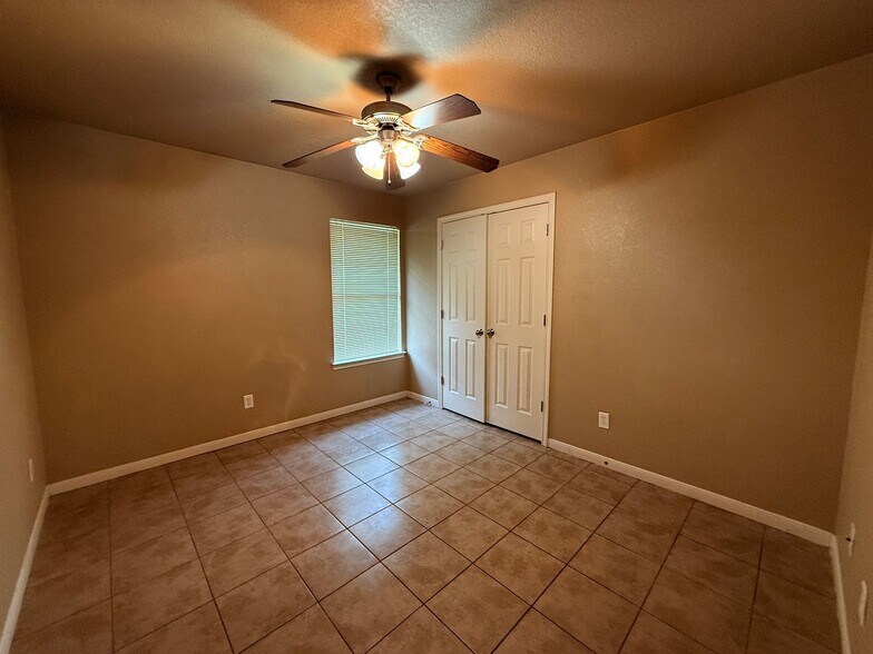 Building Photo - 1300 Powder River Dr