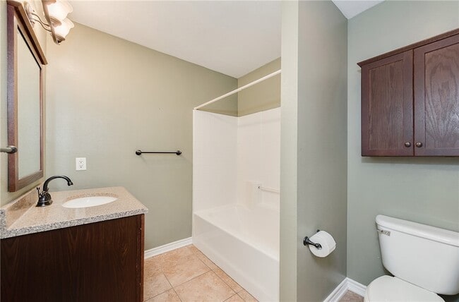 Building Photo - 1207 Portsmouth Ct