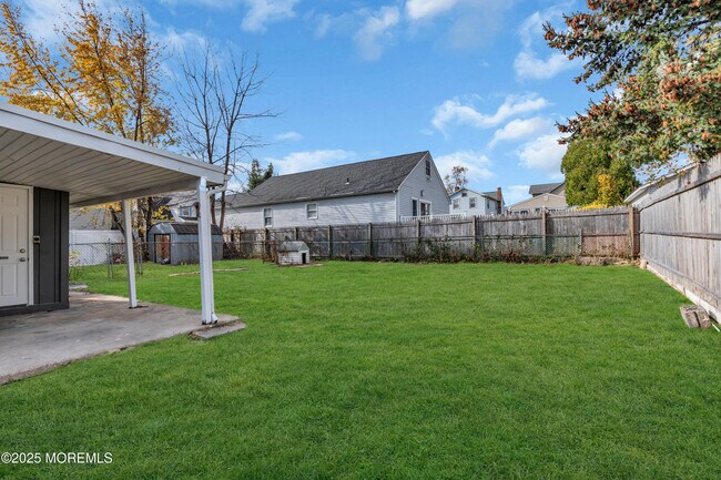 Building Photo - 6 Orchard St