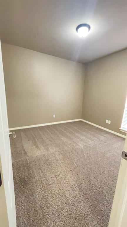 Building Photo - 2217 Pine View Terrace