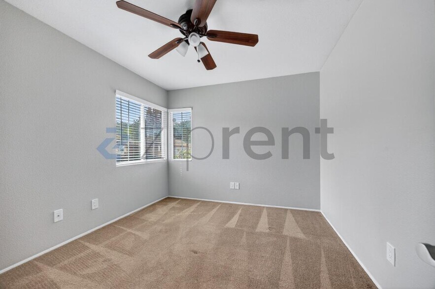 Building Photo - 608 Shenandoah Ave