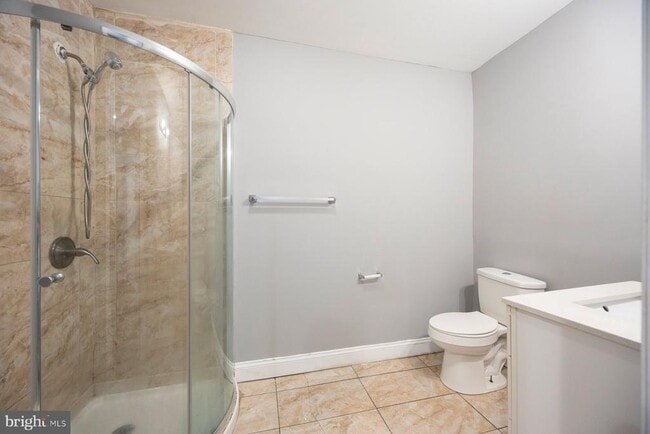 Building Photo - 2909 Echodale Ave