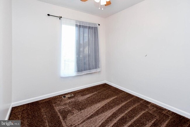 Building Photo - 7002 Cipriano Woods Ct