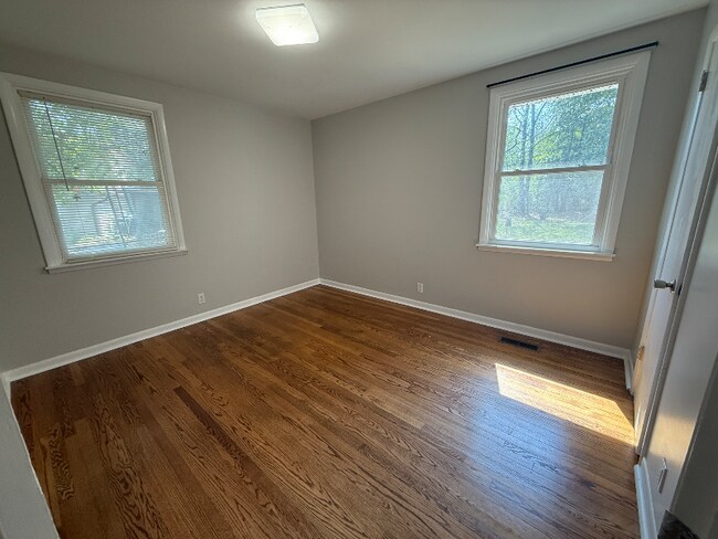 Building Photo - 2034 Ransom Dr