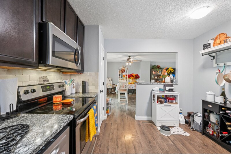 Building Photo - 751 Windingpath Ln