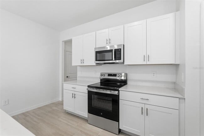 Building Photo - 9222 Scouter Bee Pl