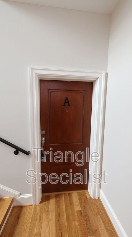 Building Photo - 2018 Smallwood Dr