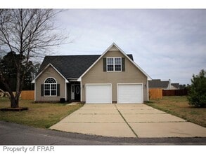 Building Photo - 106 Sweet Bay Ct