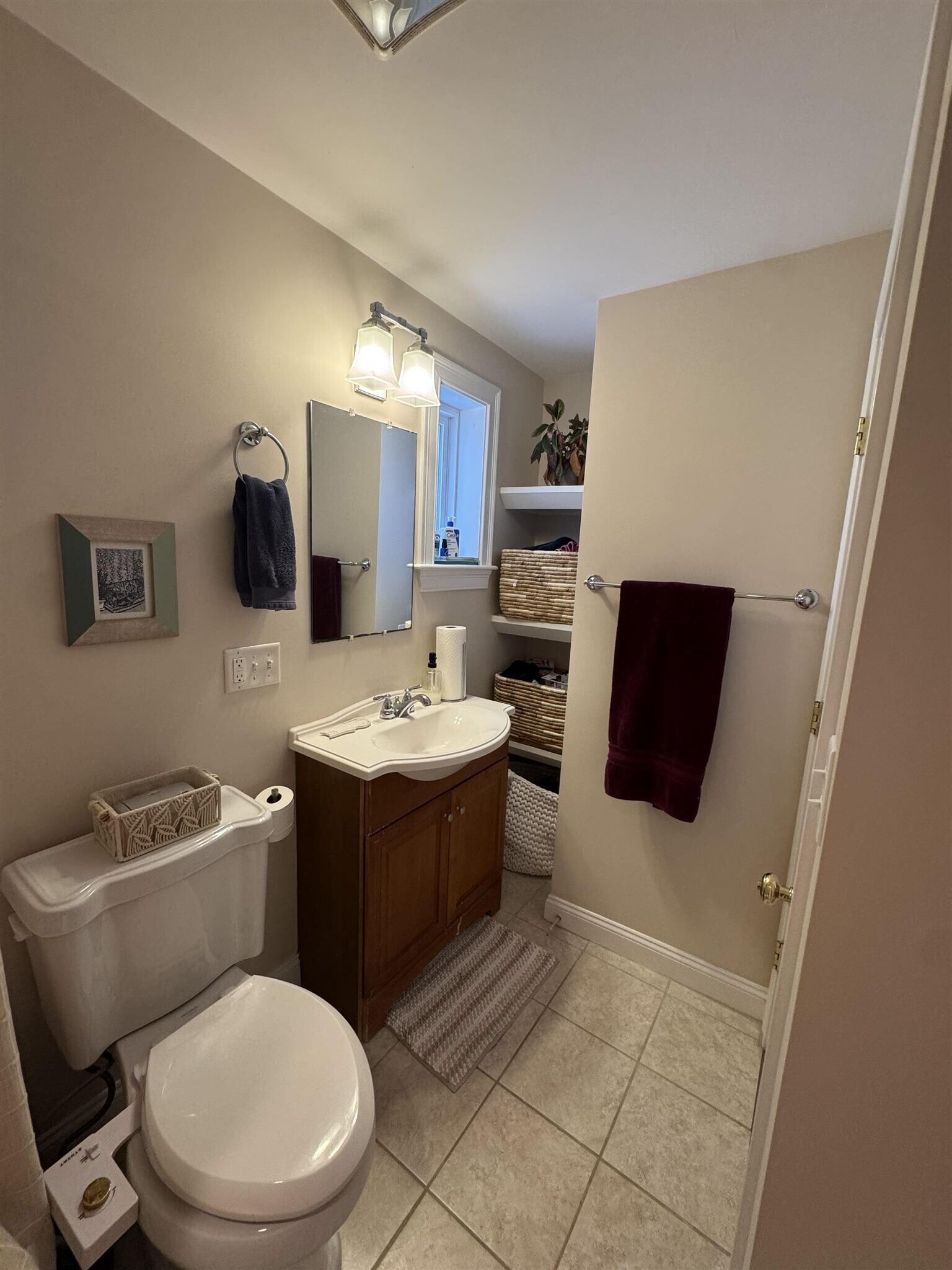 Building Photo - 11 Winthrop Ct