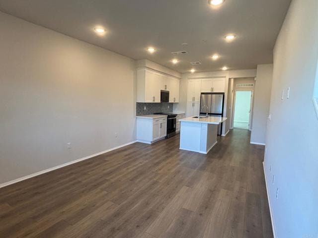 Building Photo - 1805 Saltbush Dr