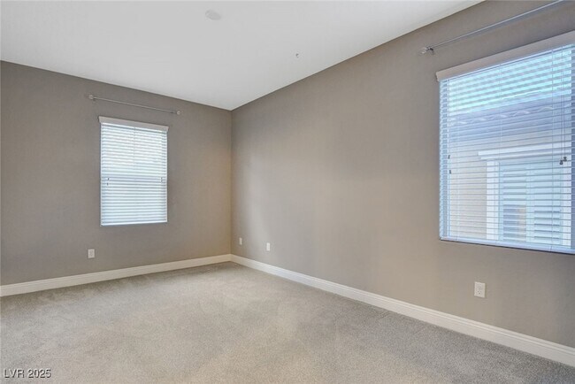 Building Photo - 12217 Nasino Ave