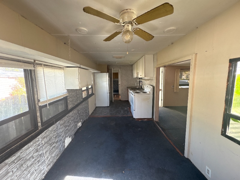 Building Photo - 4115 Aurora Rd