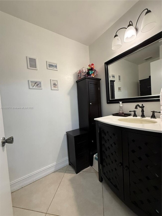 Building Photo - 9872 Costa Del Sol Blvd