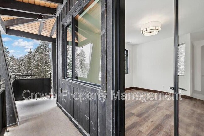Building Photo - 317 Akers Ln