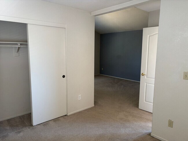 Building Photo - Comfortable Two Story Home