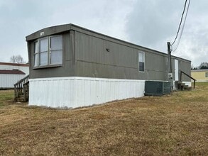 Building Photo - 106 Fabian Dr