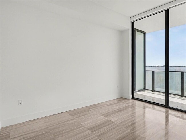 Building Photo - 3101 Bayshore Blvd