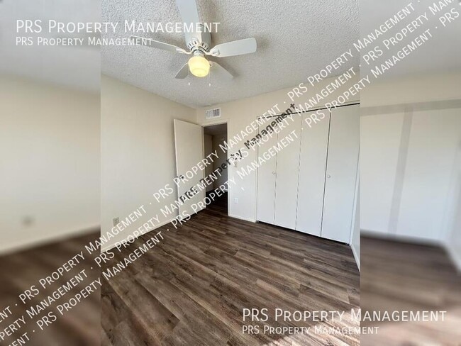 Building Photo - 3226 N Sycamore Pl