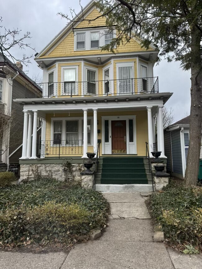 Building Photo - 57 Florence Ave