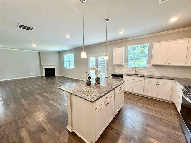 Building Photo - 5888 Screech Owl Dr
