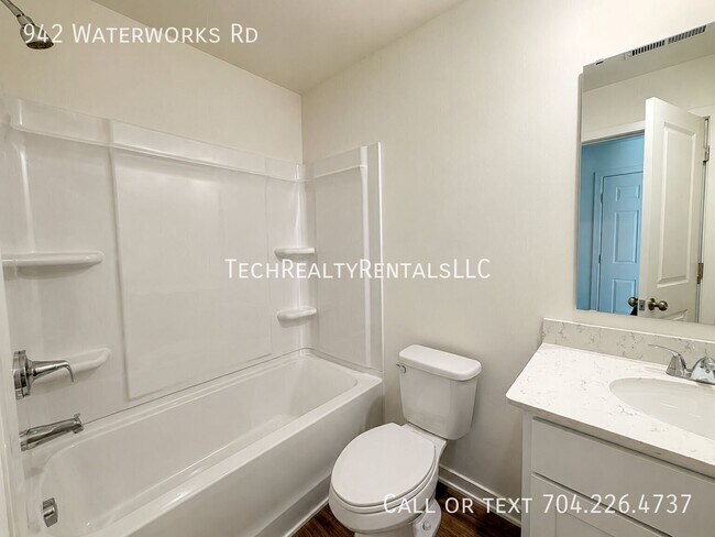 Building Photo - 942 Waterworks Rd