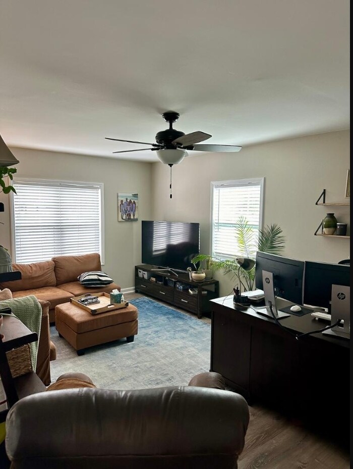 Building Photo - 4408 Mannsfield Ct
