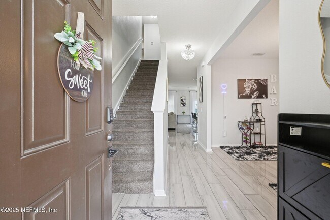Building Photo - 6787 Sandle Dr