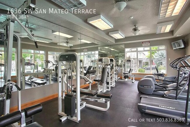Building Photo - 1636 SW San Mateo Terrace