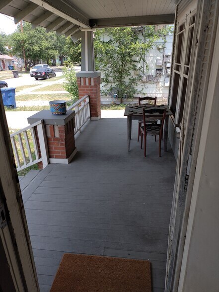 front porch from front door - 826 W Lynwood Ave