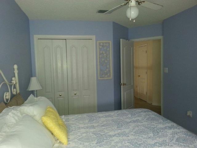 Building Photo - 880 Brande Ct