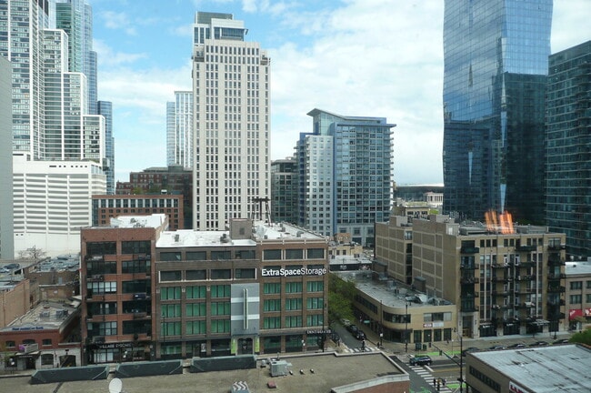 Building Photo - 1255 S State St