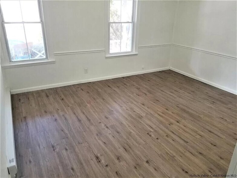 Bedroom 1 - 522 Main St