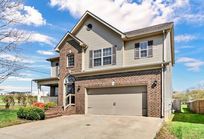 Building Photo - 3460 Oak Creek Dr