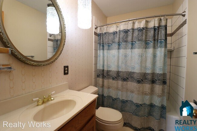 Building Photo - 2 br, 1 bath House - 6712 Cleveland Ave.