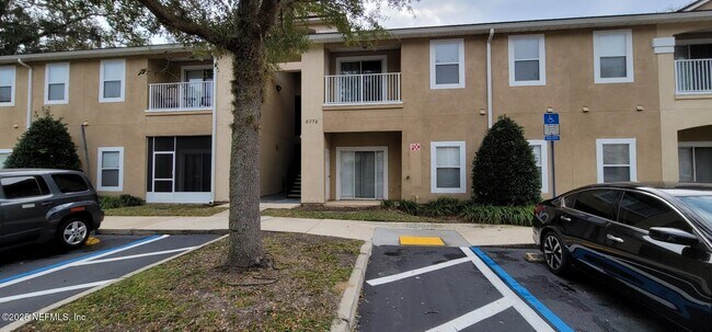 Building Photo - 6076 Maggies Cir